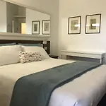 Piccolo Hotel